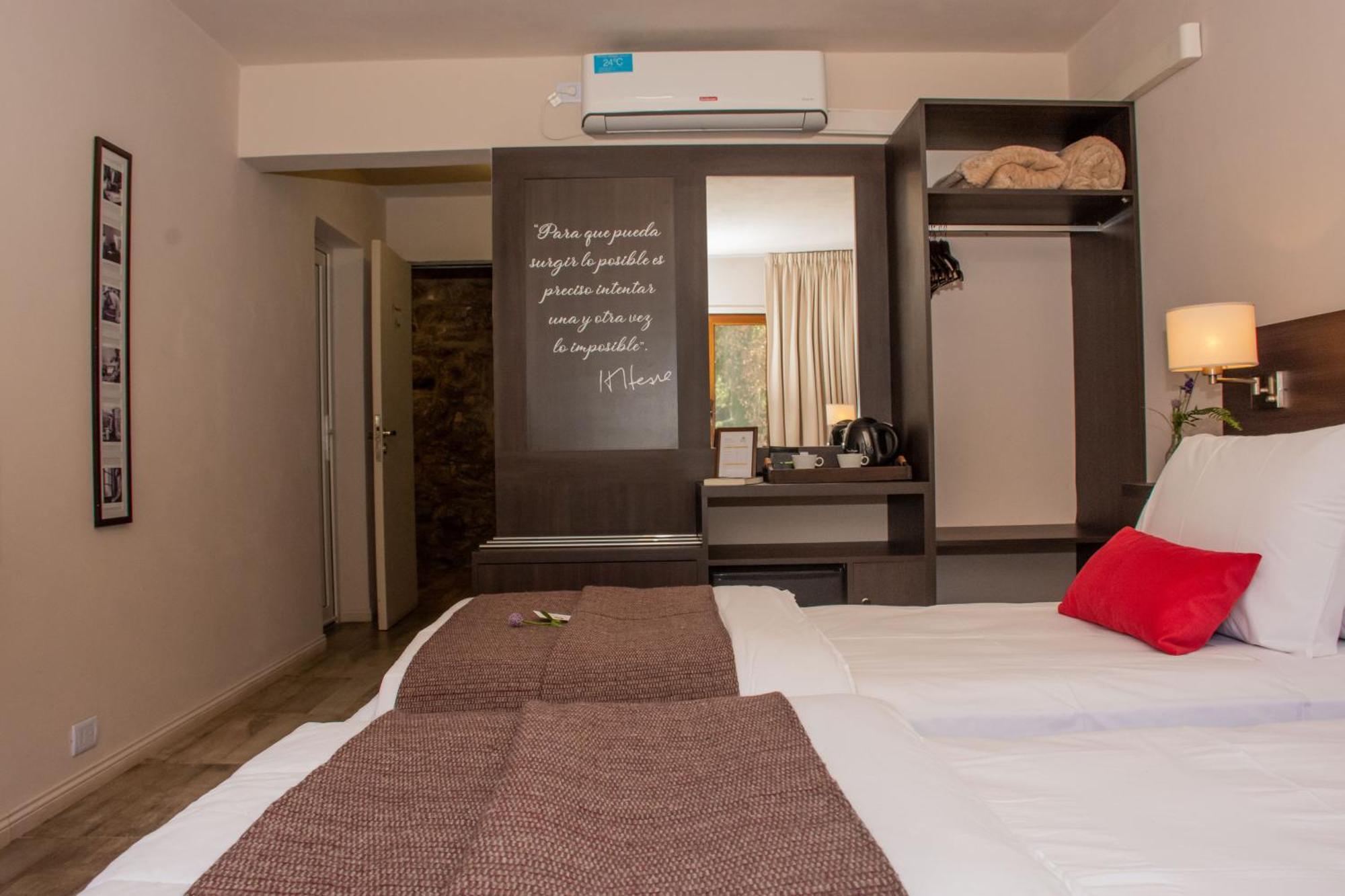Redil Del Paraiso Hotel La Cumbre Ngoại thất bức ảnh